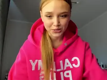 Chaturbate Live Sex of flooora_0