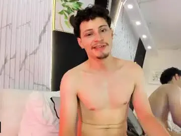 Chaturbate Live Sex Cam of alelux1