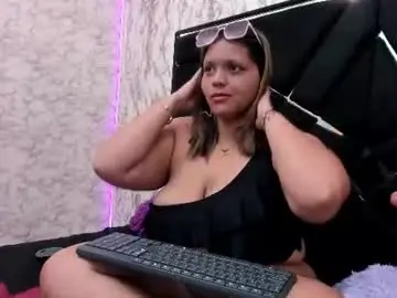Chaturbate Free Porn Cam of charlotte_cros