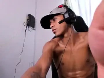 Chaturbate Adult Webcam of alienbigcock_01