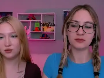 Chaturbate Live Sex Cam of so_hot_rosalie