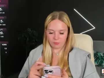 Chaturbate Watch Live Sex Cams of leadaisy