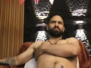 Chaturbate Live Sex Cam of leo_diaz01
