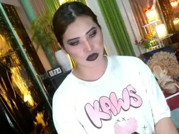 Chaturbate Live Sex of queen_kendalx19