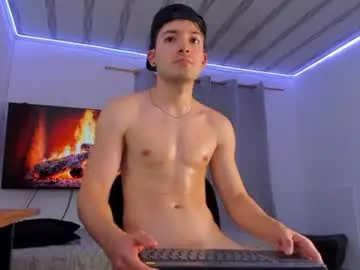 Chaturbate Live Sex Cam of benji_andrew