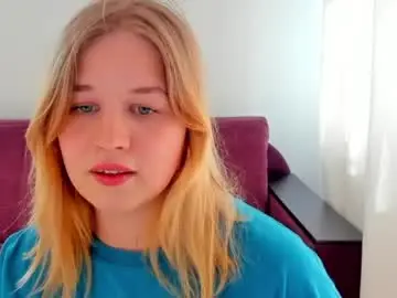 Chaturbate Sex Cam of alicepopsy