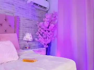 Chaturbate Sex Cam of mhia_fem