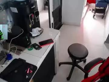 Chaturbate Live Sex Cam of allisonbaby_