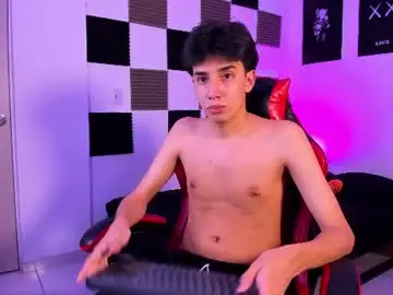 Chaturbate Watch Live Sex Cams of alan_boy01