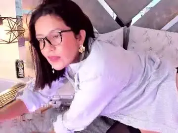 Chaturbate Free Live Porn of slut_milf_