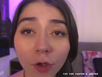 Chaturbate Free Porn Cam of bellapazzia13