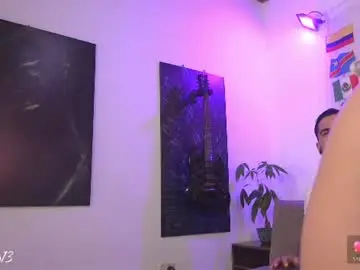 Chaturbate Watch Live Sex Cams of bellapazzia13