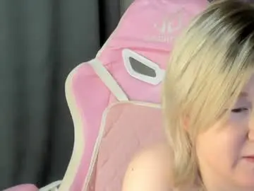 Chaturbate Free Live Porn of mia_ferd
