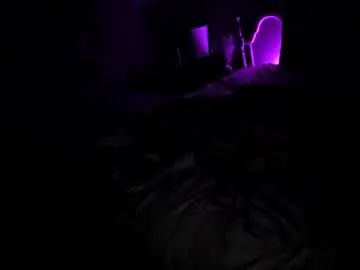 Chaturbate Live Porn of yogimilflover