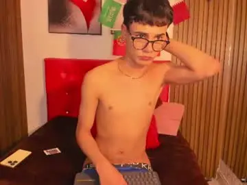 Chaturbate Live Sex Cam of danny_prince