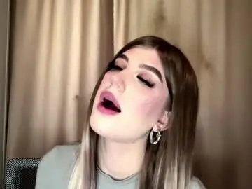 Chaturbate Free Live Porn of petragase