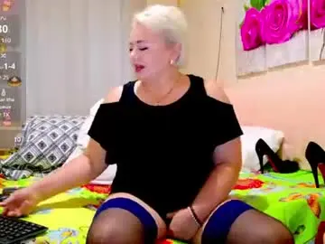 Chaturbate Live Sex Cam of oliviaparadise