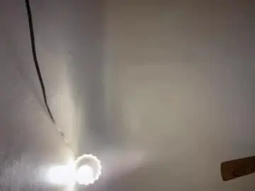 Chaturbate Live Porn of lovelylongyellowpipe