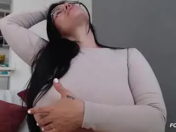 Chaturbate Adult Video Chat of cristal_sexyboobs_