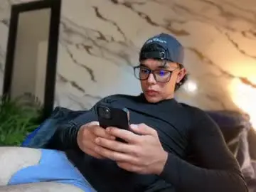 Chaturbate Private Sex Chat of joulianogreco1