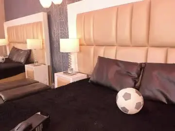 Chaturbate Best live sex cam show of miakarsson