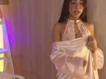 Chaturbate Watch Live Sex Cams of emily_sweett12