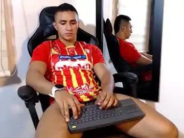 Chaturbate Free Porn Cam of maximo_sebastian