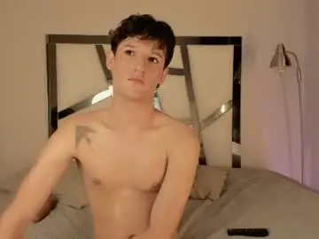 Chaturbate Live Sex Cam of jei_7m
