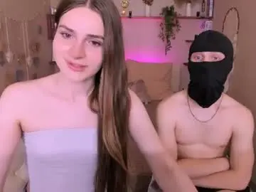 Chaturbate Live Sex Cam of roxy_kisss