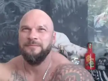 Chaturbate Live Sex of viking_me
