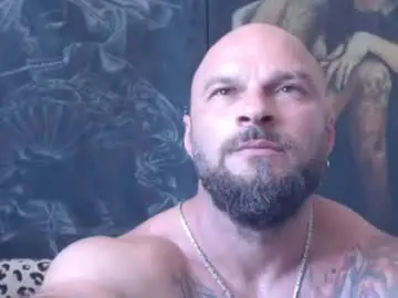 Chaturbate Live Porn of viking_me