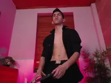 Chaturbate Live Porn of lucca_moreti