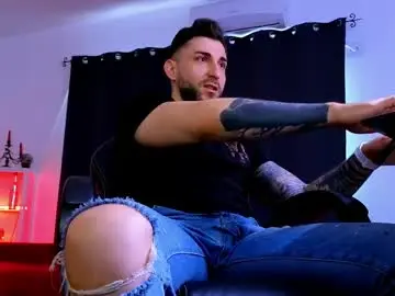 Chaturbate Live Sex Cam of mightyaaron