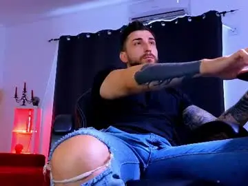 Chaturbate Live Porn of mightyaaron