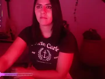 Chaturbate Best live sex cam show of hilari18