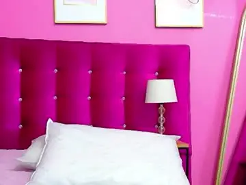 Chaturbate Sex Chat of littleebonymommy