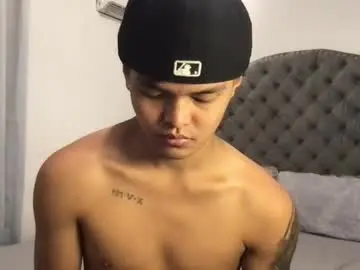 Chaturbate Sex Cam of asianhugescott