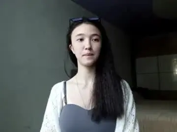 Chaturbate Free Live Porn of elouisevallian