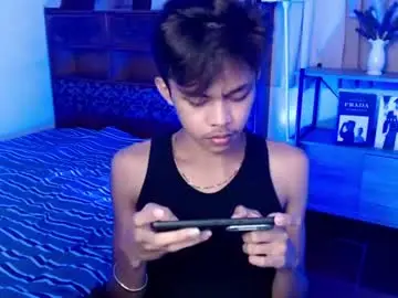 Chaturbate Live Sex Cam of horny_joshxxx