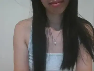 Chaturbate Adult Webcams of axuepetitt