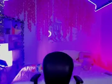 Chaturbate Live Sex Cam of cat_kitty18