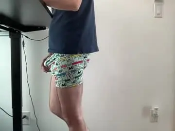Chaturbate Live Sex Cam of juicy_boy21