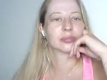Chaturbate Live Sex of charmingmila