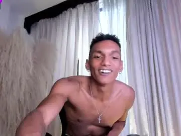 Chaturbate Best Webcam of juliensaint_