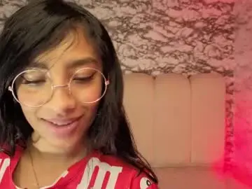 Chaturbate Live Porn of adarasuri_v