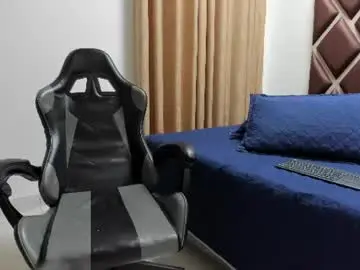 Chaturbate Live Sex Cam of ithan_hot