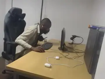 Chaturbate Sex Cam of masterdomfuck