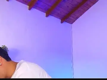Chaturbate Best live sex cam show of deivy_gram