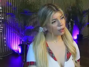 Chaturbate Live Sex Cam of miriambllue