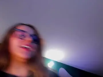 Chaturbate Nude Webcam of evy_orange1